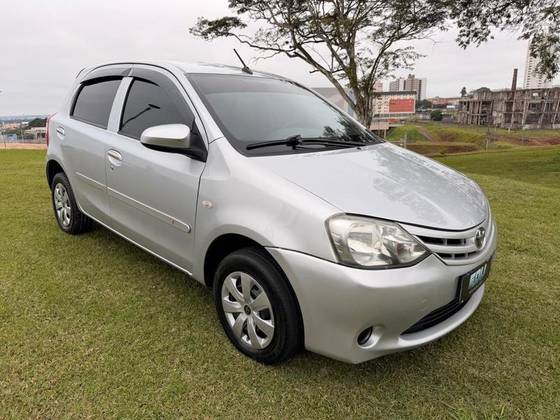 TOYOTA ETIOS 1.3 X 16V FLEX 4P MANUAL